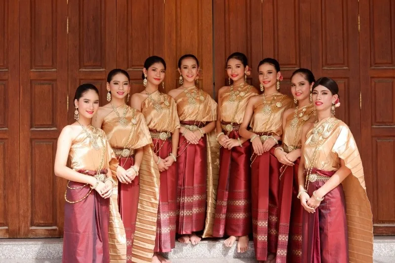 trang phuc truyen thong thai lan